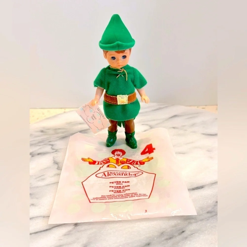 Vintage Madame Alexander Disney‎ Peter Pan Mini Doll McDonald’s Happy Meal Toy